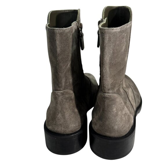 $595 Stuart Weitzman Bold Zip Bootie Charcoal Gray Suede Low Heel Size 9.5 US - Picture 6 of 8